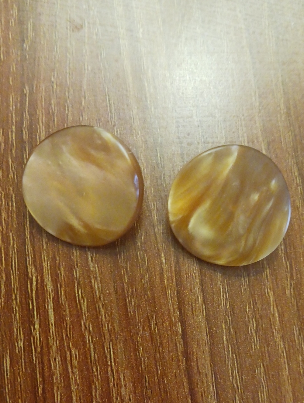 Round Marbled Brown Resin Clip -On  Earrings